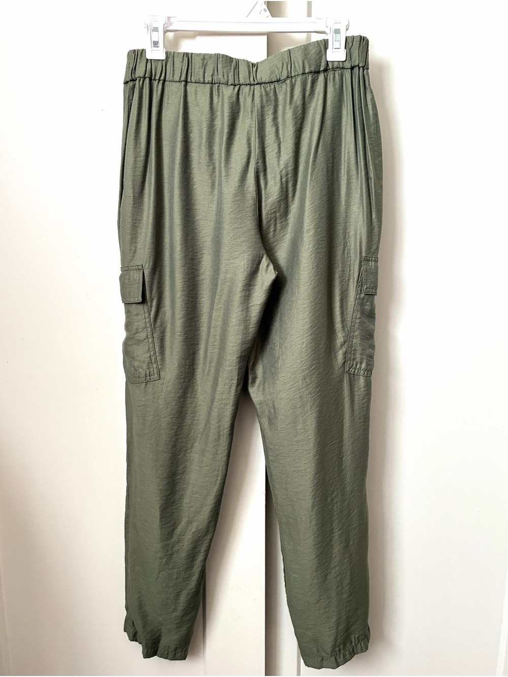 DKNY Cargo Utility Pants with Zip Pockets - Picture 3 of 10